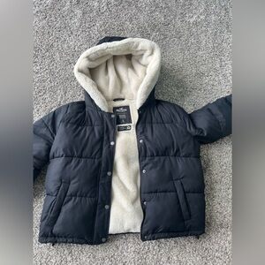 Women’s Hollister Puffer Jacket Black size Large